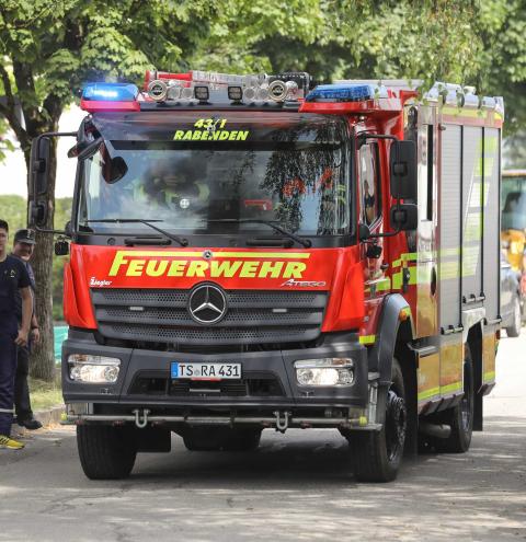 Einsatz für die Feuerwehr Rabenden bei der Lösch-Schauvorführung.