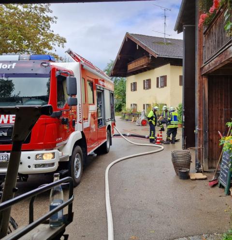 Wasser im Keller von Ladengeschäft - Einsatz für Feuerwehr Nußdorf 