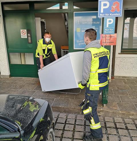 Einsatzkräfte schaffen Platz für 50 Geflüchtete